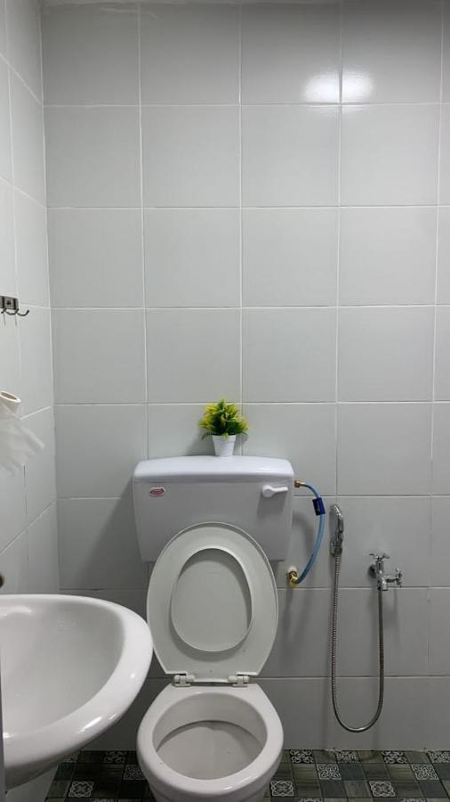 Euc Room Stay Tuaran Bagian luar foto